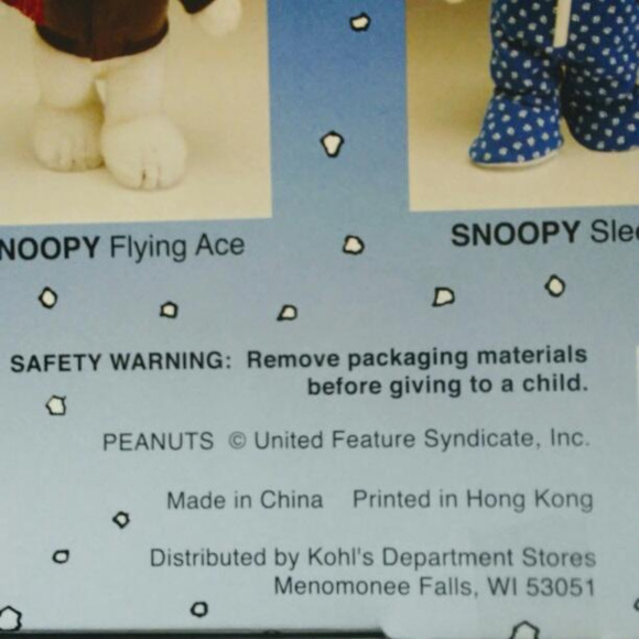 PEANUTS Snoppy Wardrobe Collection NIB - Picture 7 of 8